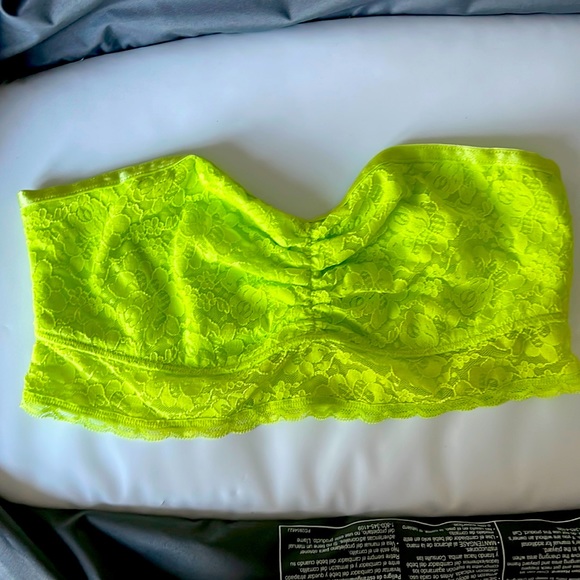 aerie Tops - Aerie Lace Bandeau.  Brand New!  Hot!!